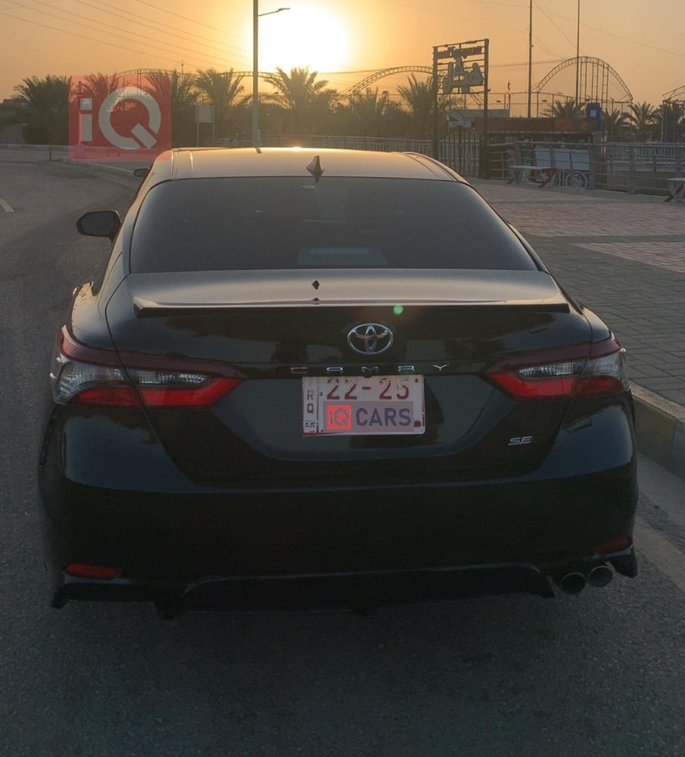 تۆیۆتا کامری